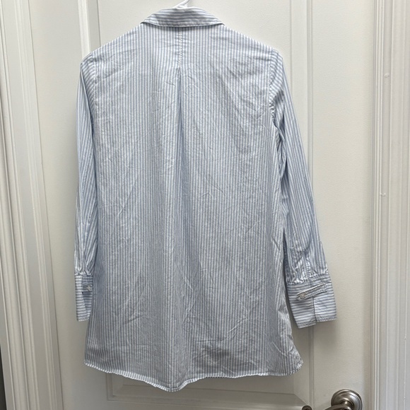 Club Monaco Light Blue Striped Button Up Shirt Size Small - Picture 2 of 7